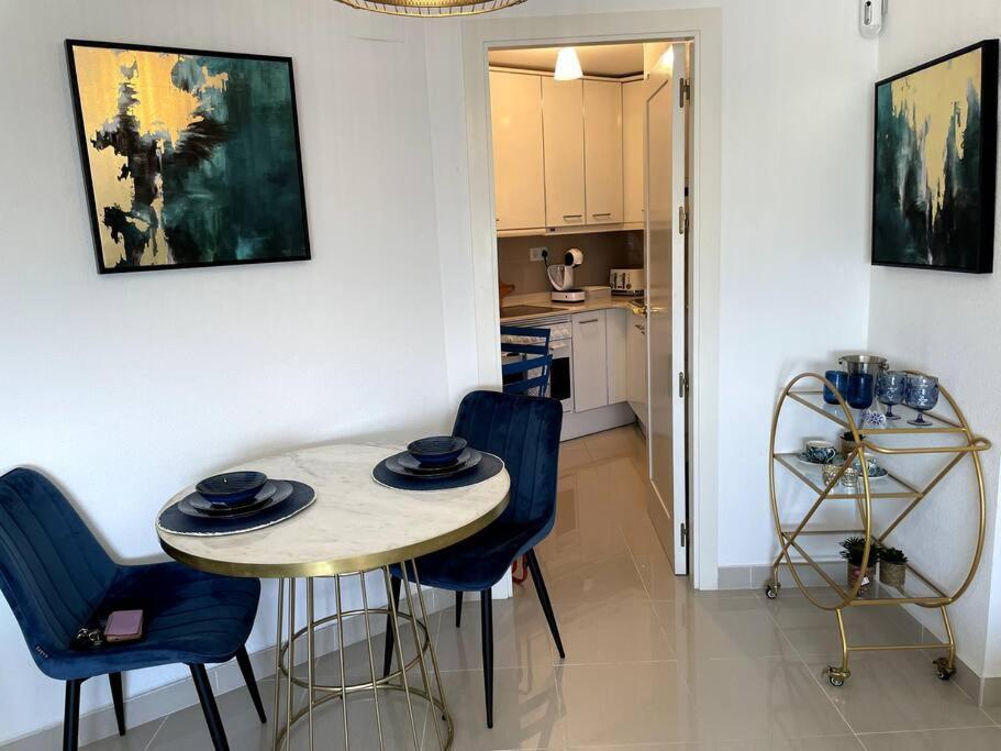 Couples Only, Beautiful 1 Bedroom In Victoria Building Apartment Mojacar